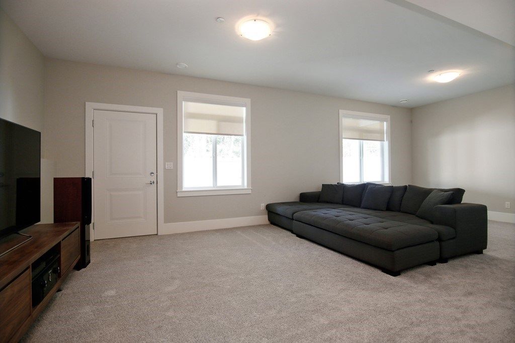 listing image 1107212382521636785