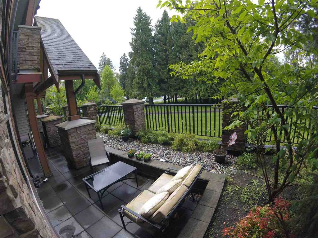 listing image 1101653539588077348