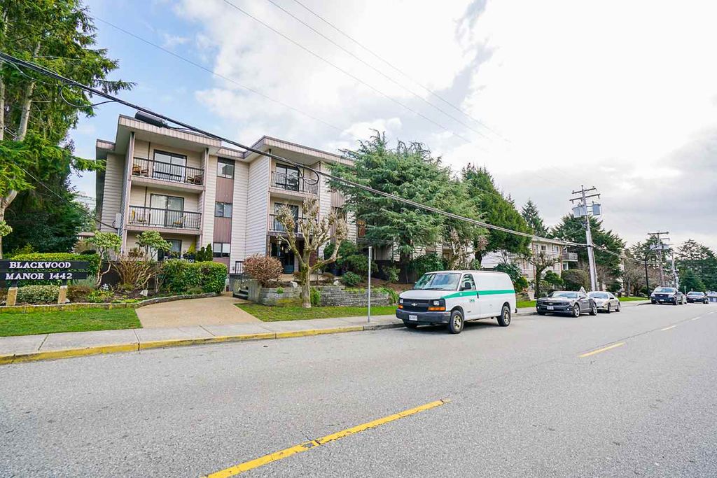 listing image 1104091800381408715
