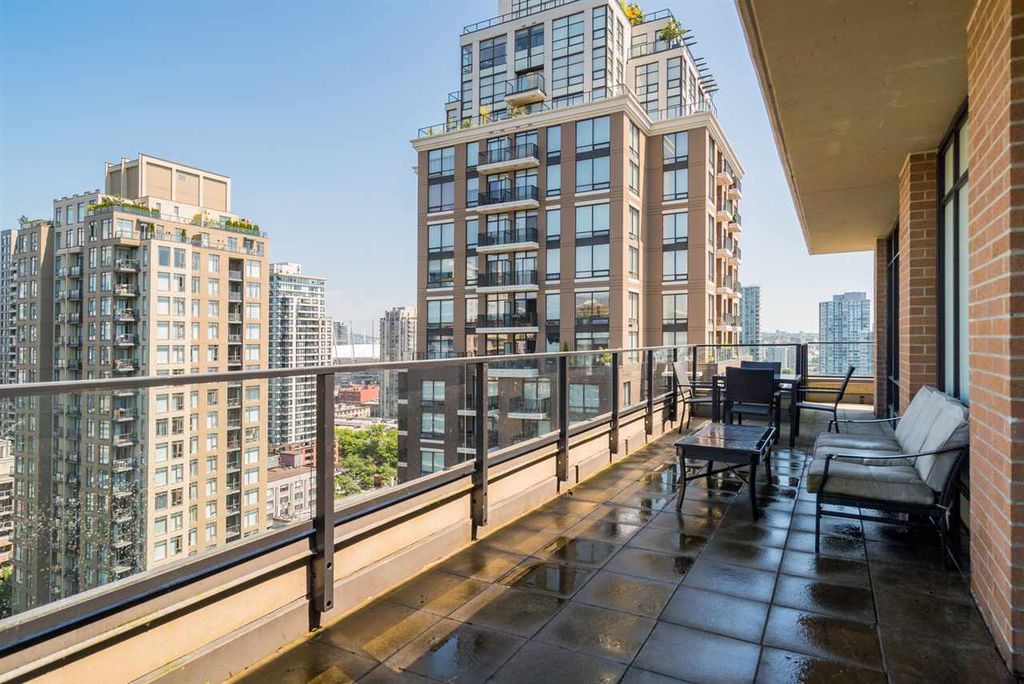 listing image 1107983166478390208