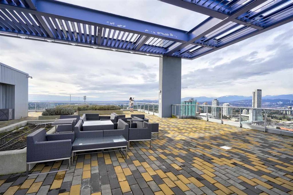 listing image 1109007690742195935