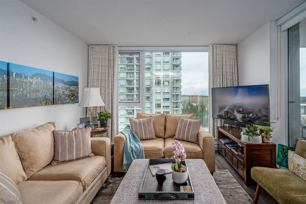 listing image 1103537859375220885