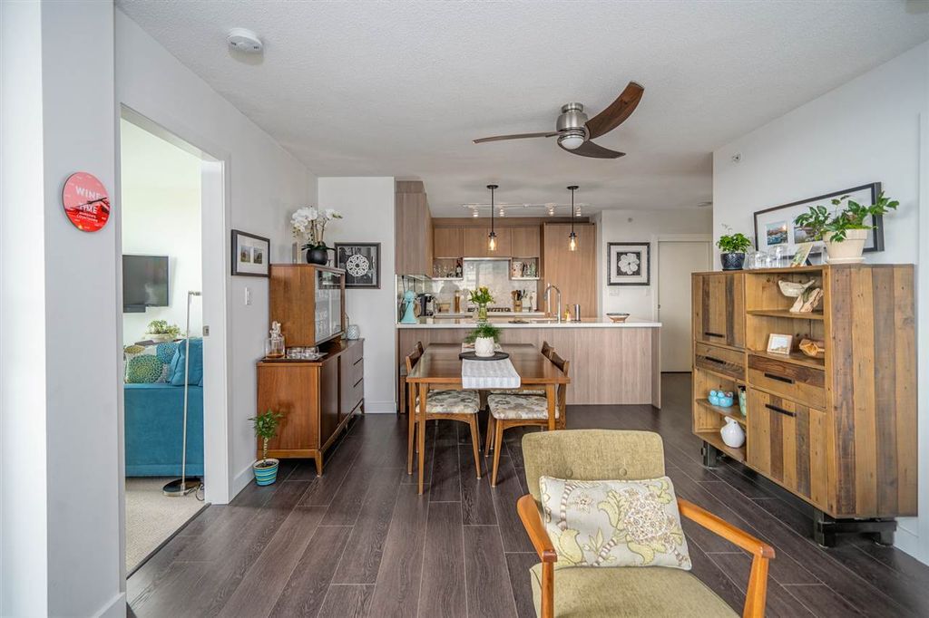 listing image 1101496666617866677