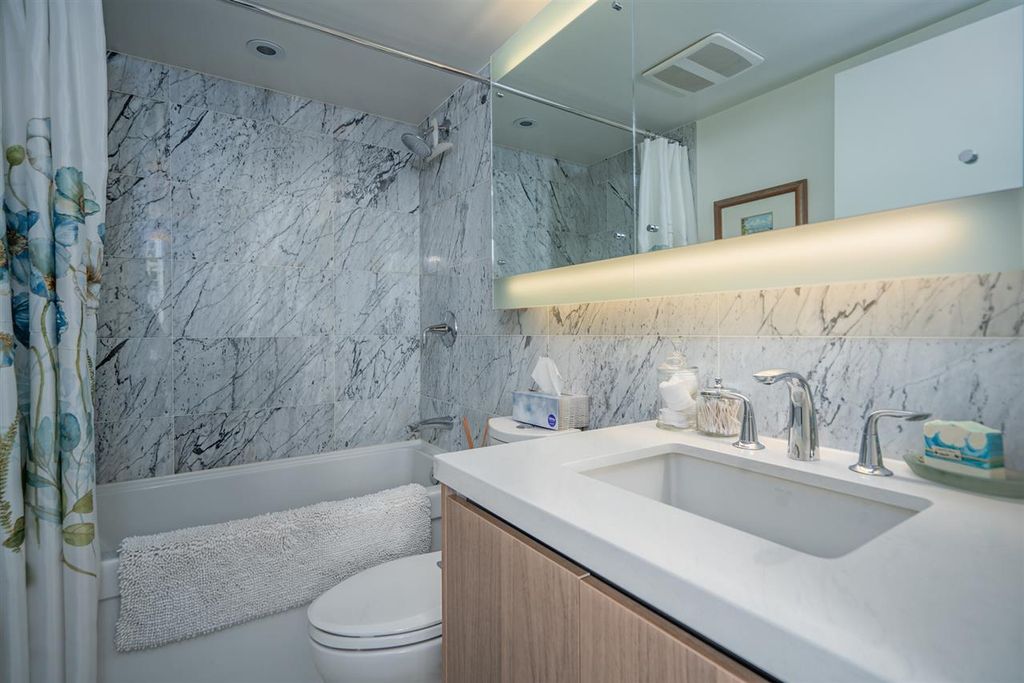 listing image 1104493934584362279