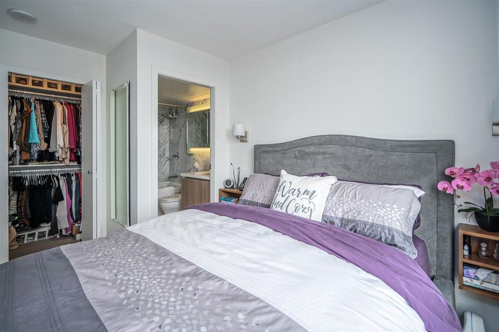 listing image 1106281899551977879