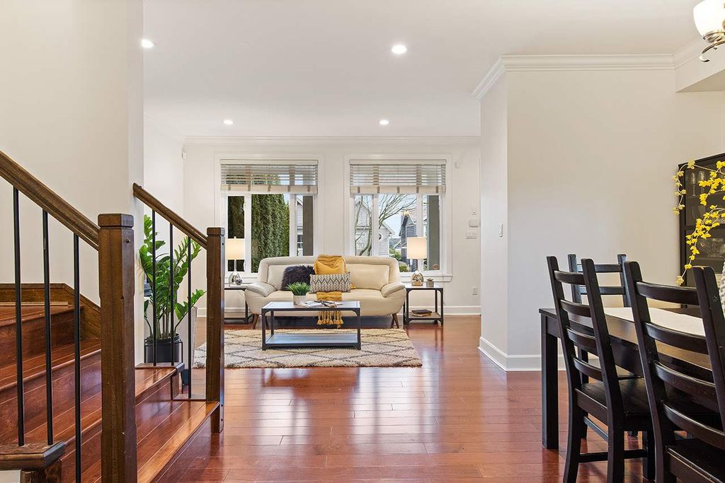 listing image 1100509014561024928