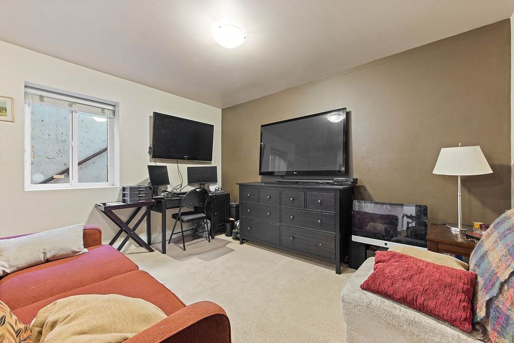 listing image 1107598420700628680