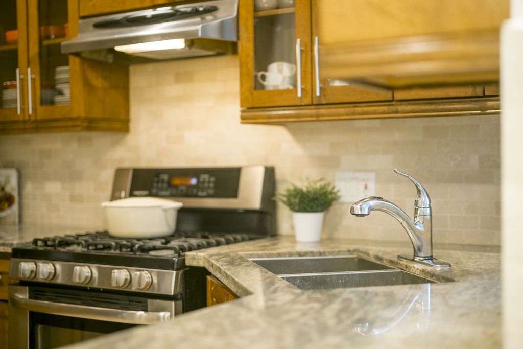 listing image 1109795194699325184