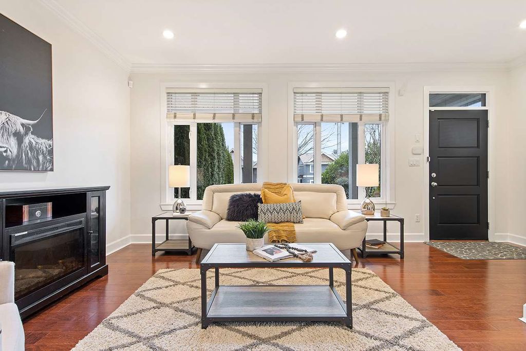 listing image 1109268337257376482