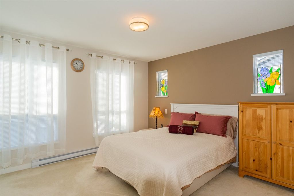 listing image 1102414639606920124