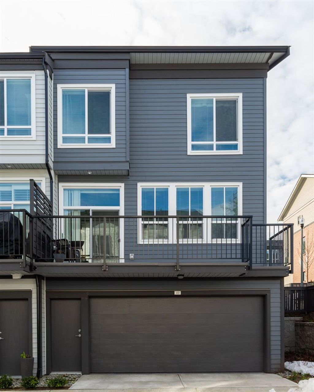 listing image 1102833660168277800