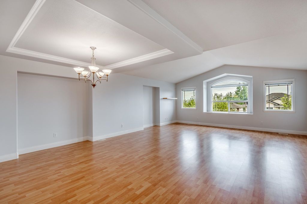 listing image 1106107950382640428