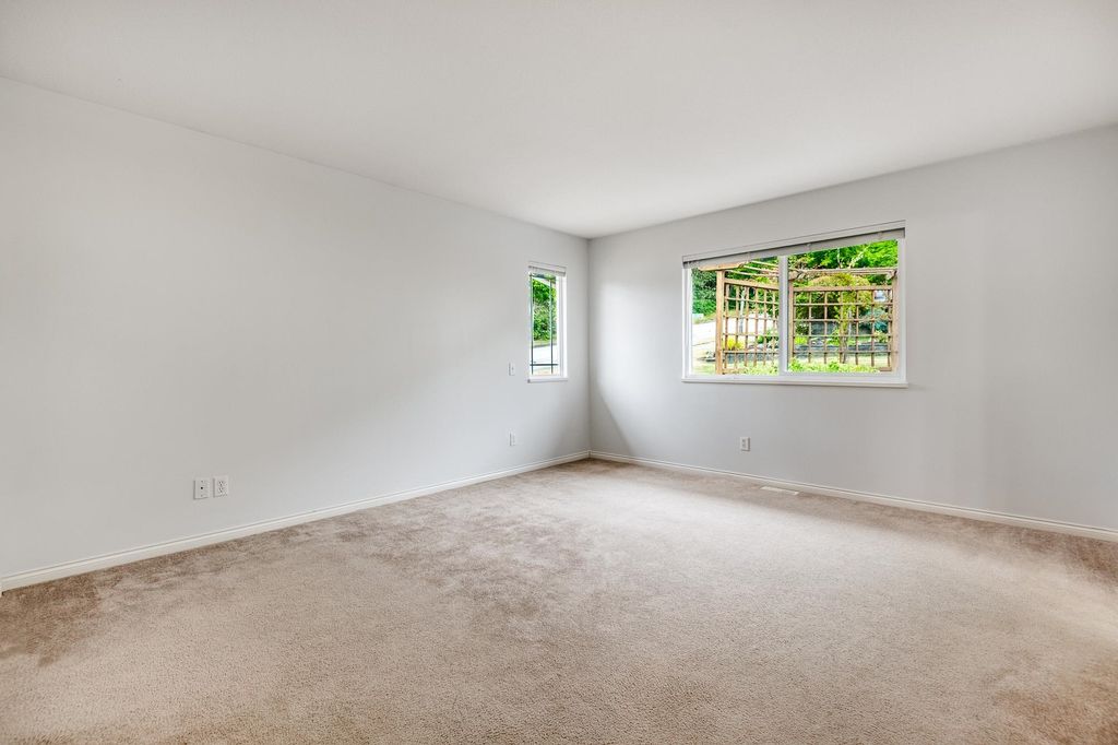 listing image 1108859731792767901
