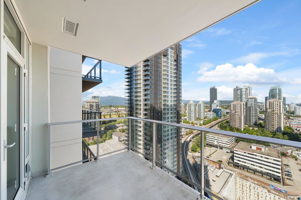 listing image 1109174887001815167