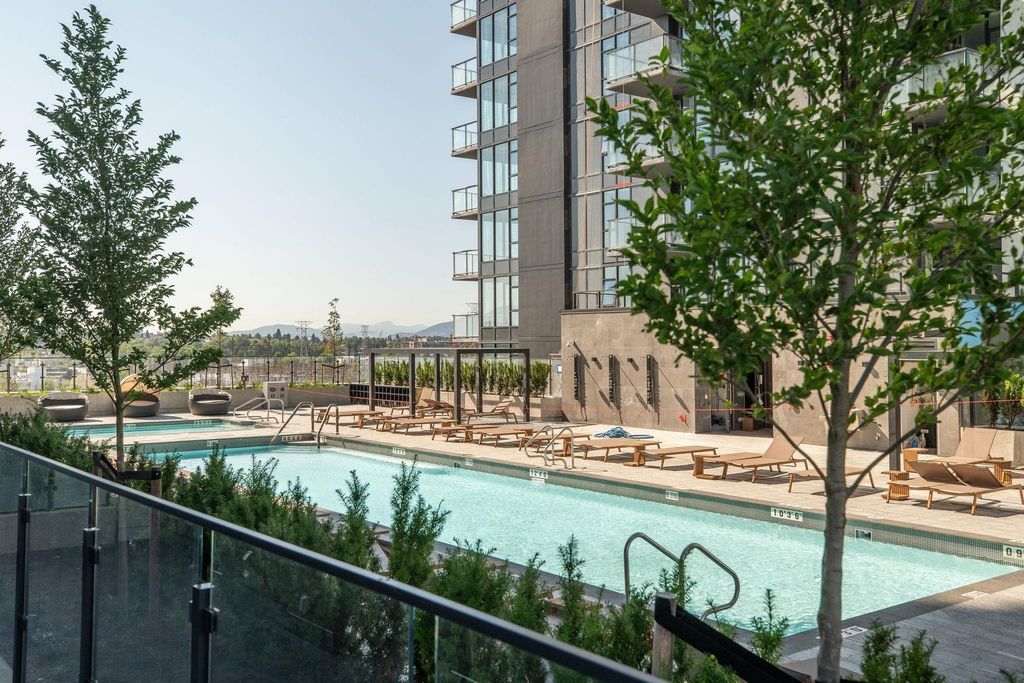 listing image 1106319039712940479