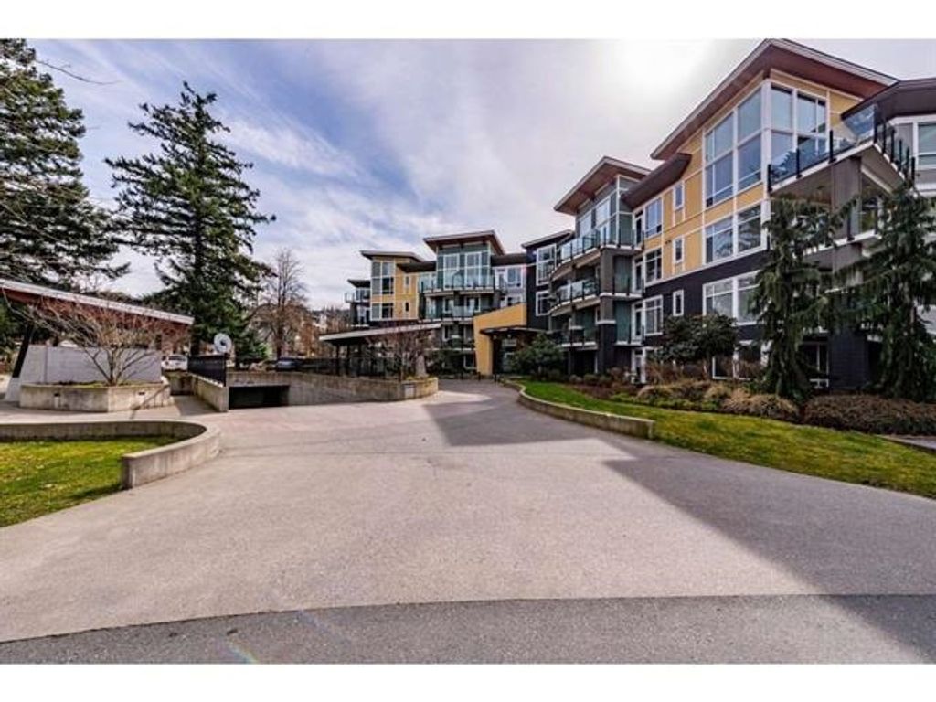 listing image 1101446516040577678