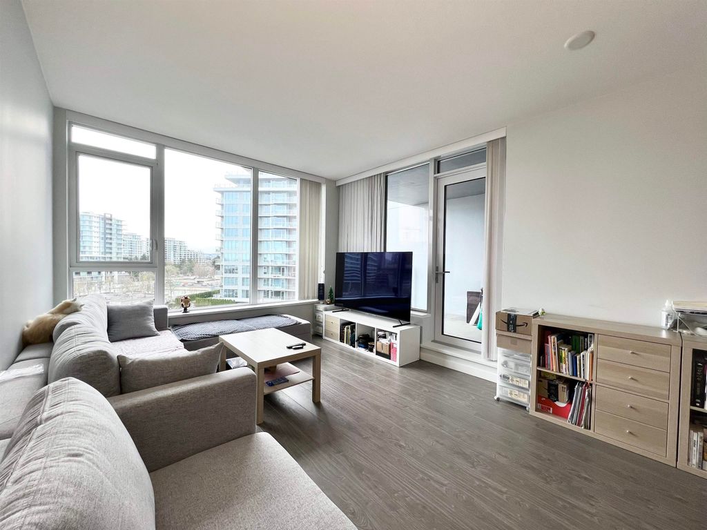 listing image 1101952806698458785