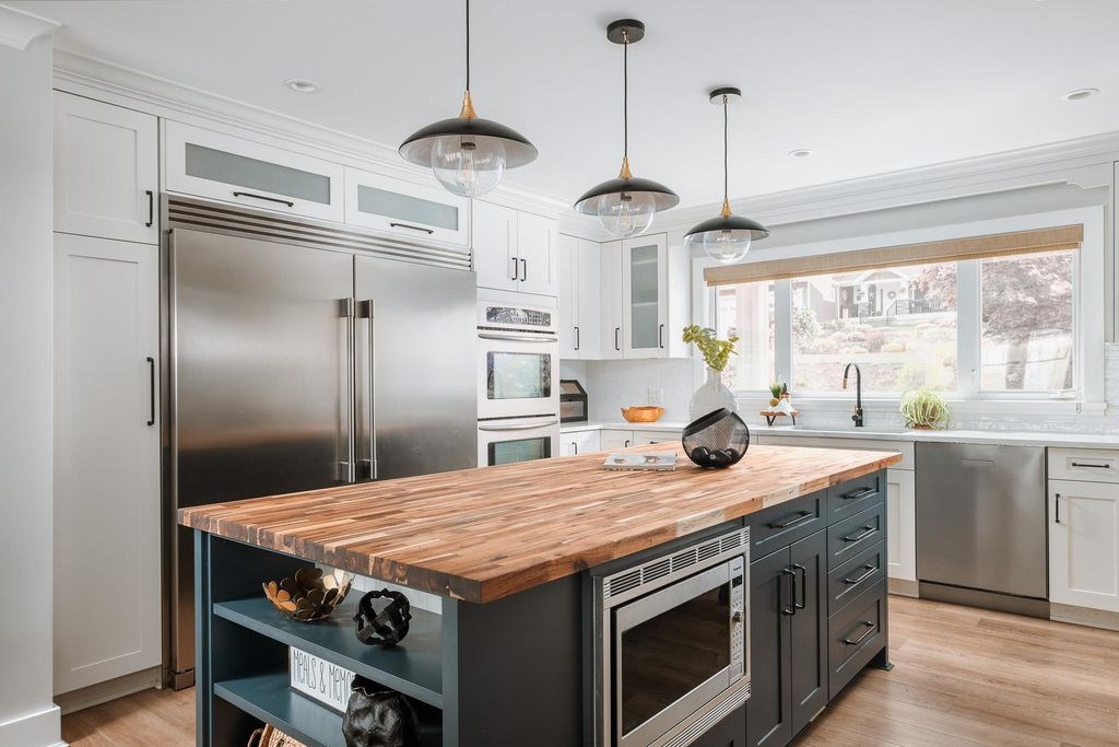 listing image 1106861856867809237