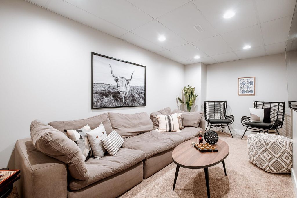 listing image 1104313128101958548