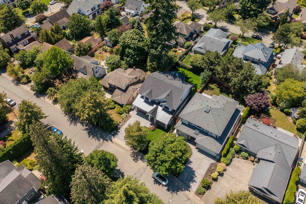 listing image 1104603765740587260