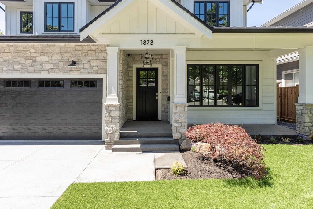 listing image 1104962354766193353