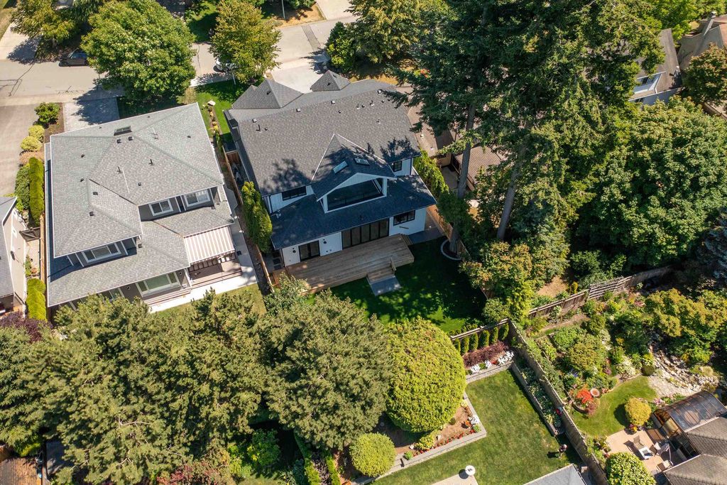 listing image 1107071014775993182