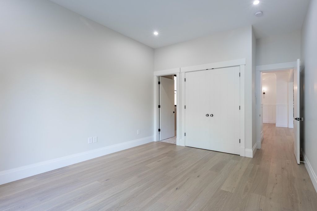 listing image 1107119900528310055