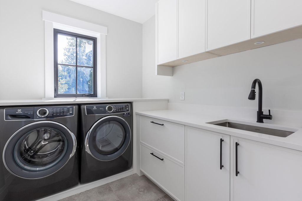 listing image 1108552534152617828