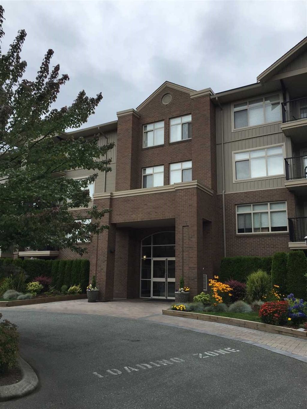 listing image 1104672119162003686