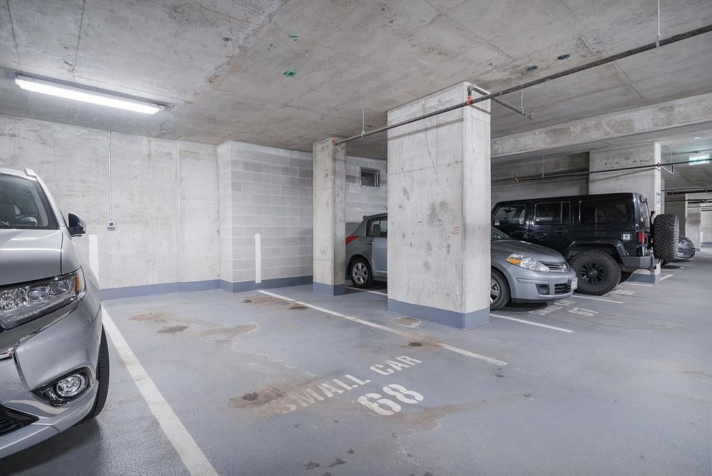 listing image 1105231918416858352