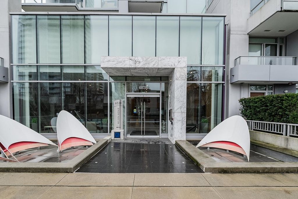 listing image 1101434449540486499