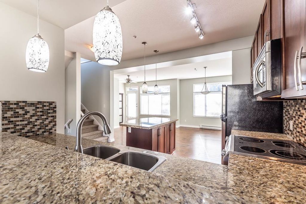 listing image 1103865861880164967