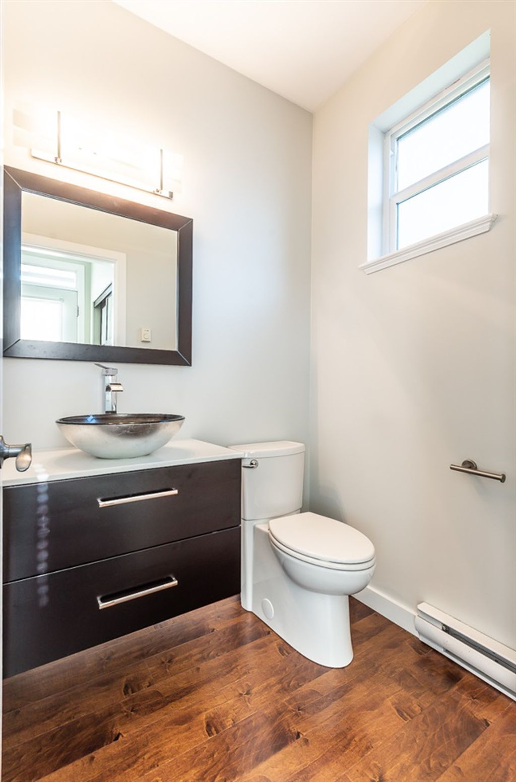 listing image 1105565163030369755