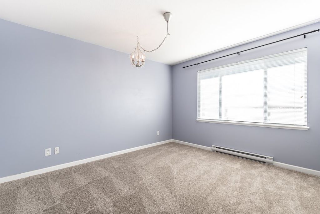 listing image 1109515854302018228