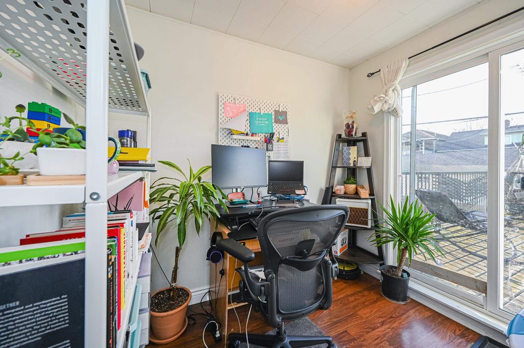 listing image 1105143166757481911