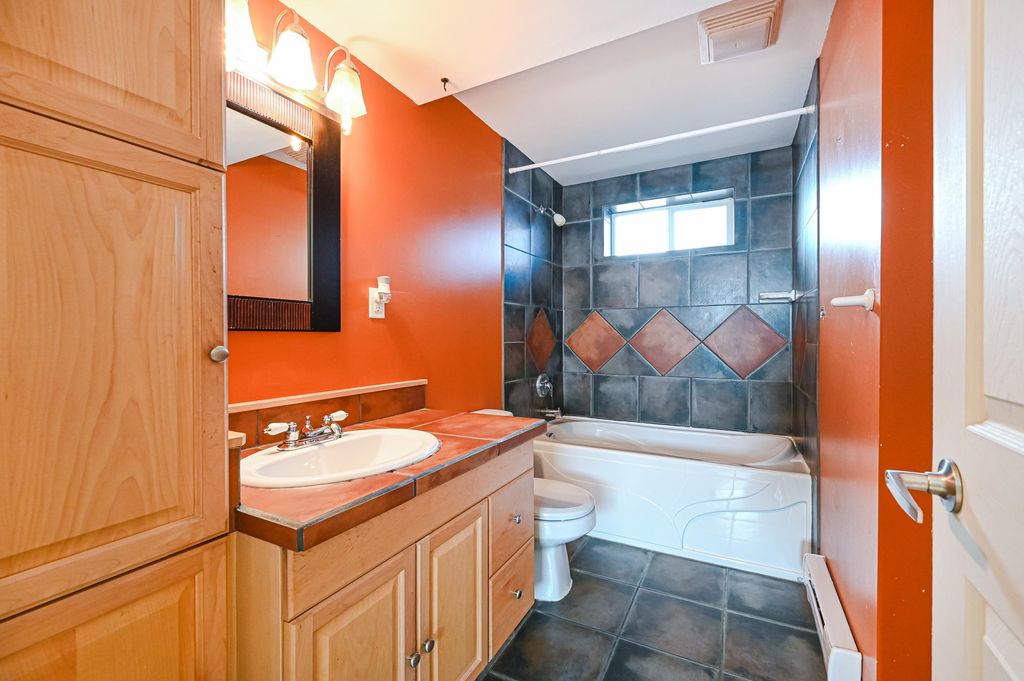 listing image 1105687758671911066