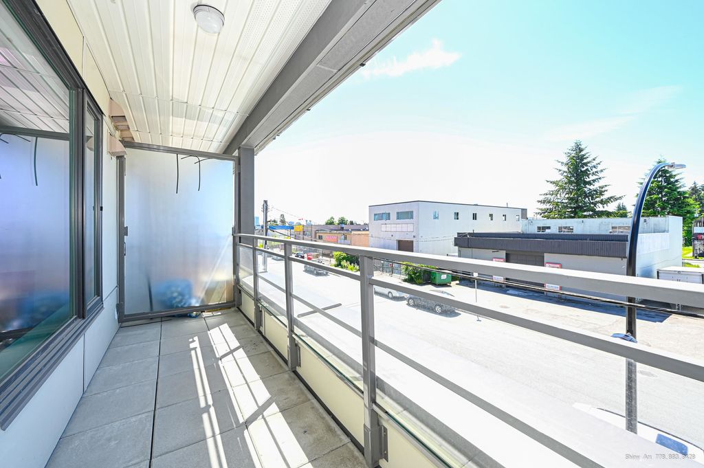listing image 1102755080461108167