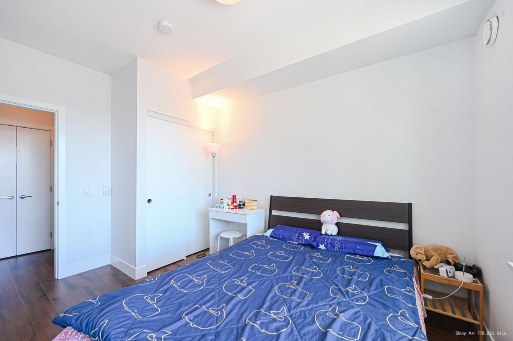 listing image 1107283806403583127