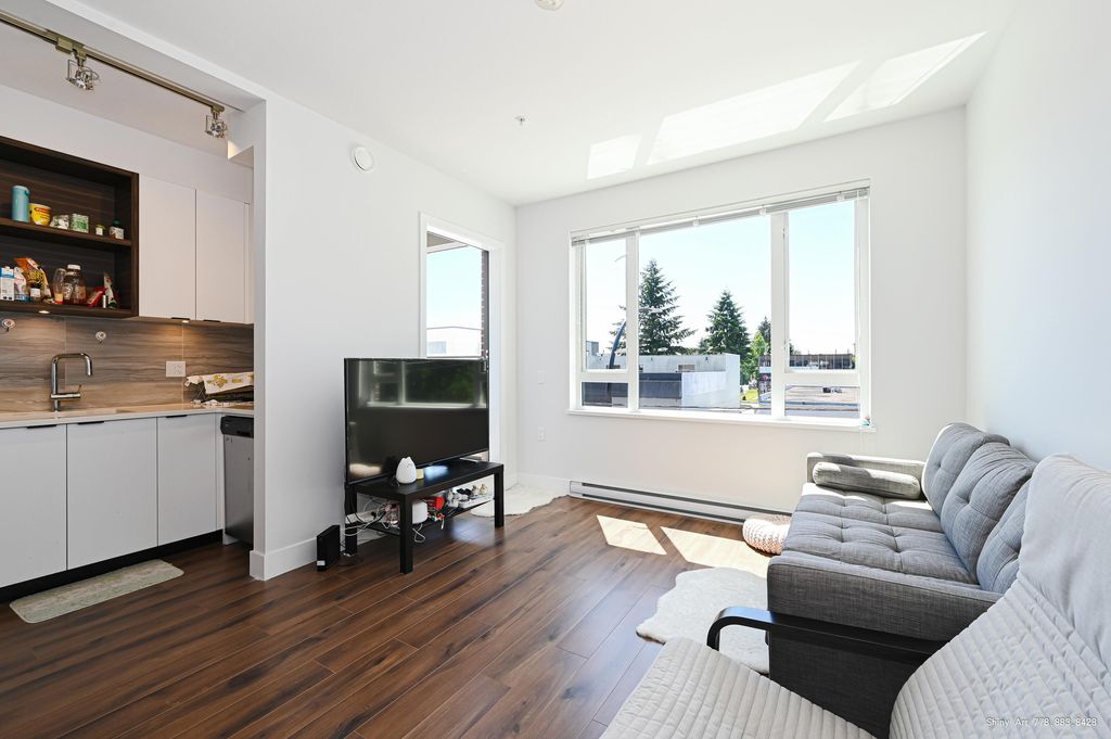 listing image 1109959791916742091
