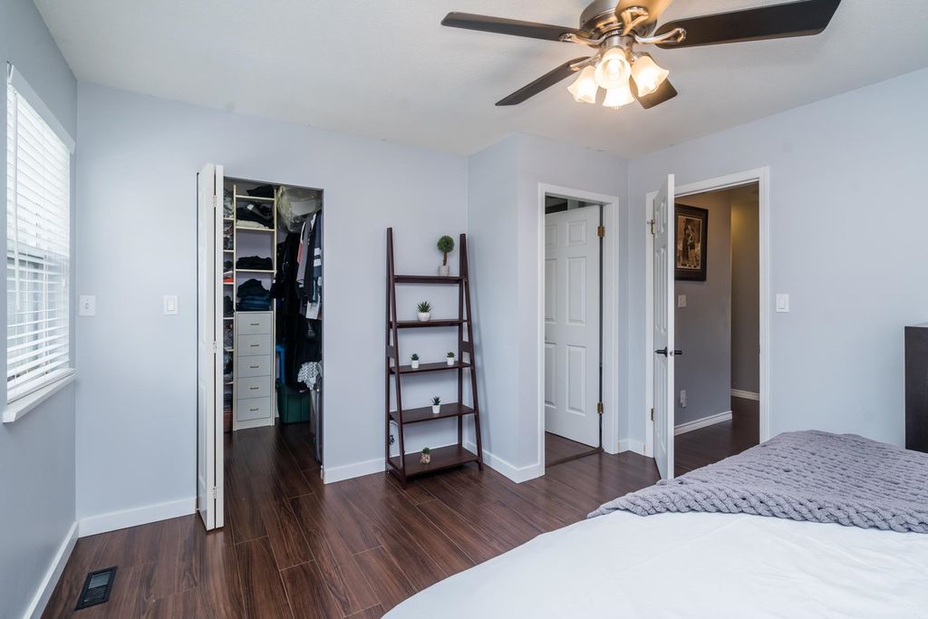 listing image 1102136482574451913