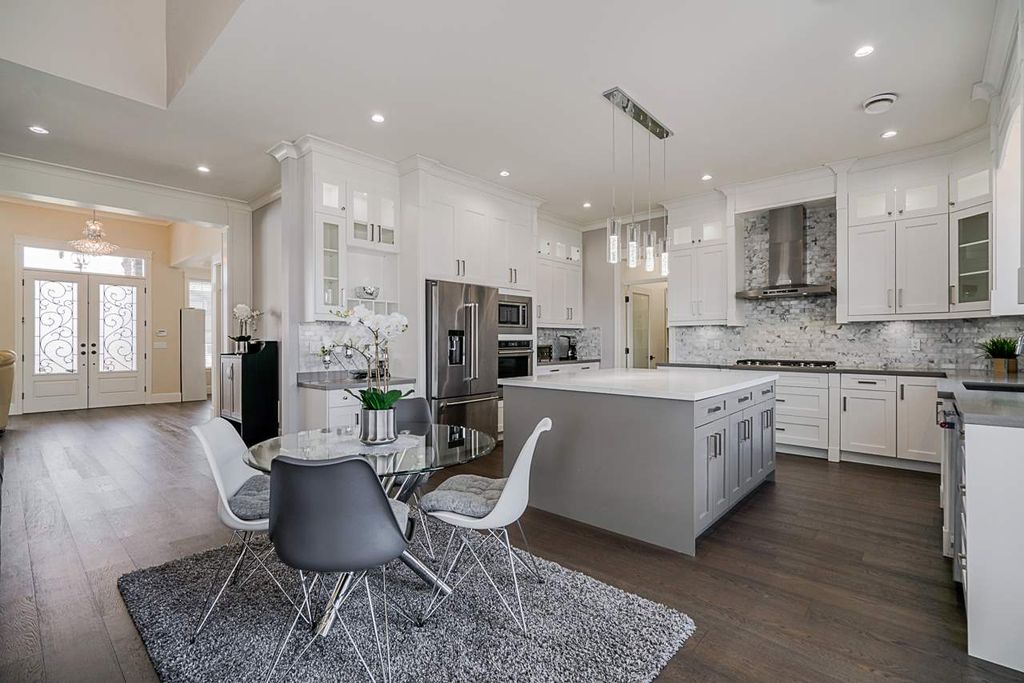 listing image 1108143804204817076