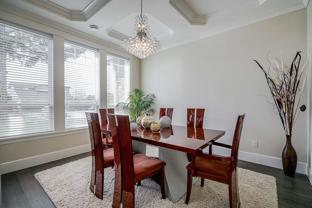 listing image 1101464049670093393