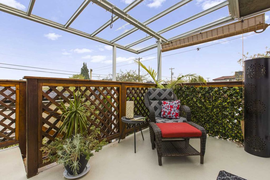 listing image 1106589259661613115