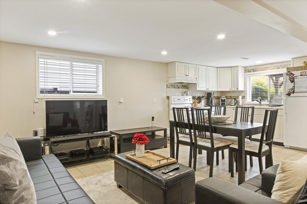 listing image 1102624164604049995