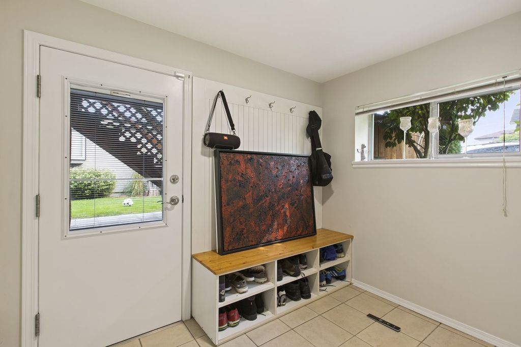 listing image 1105648852319546784