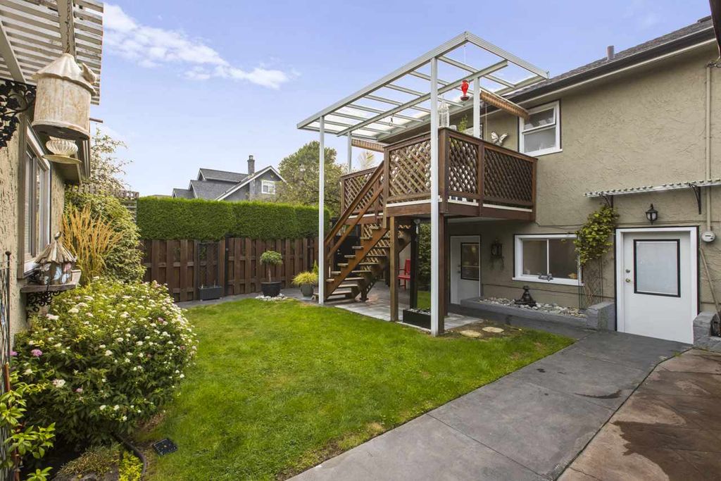 listing image 1100384712330226995