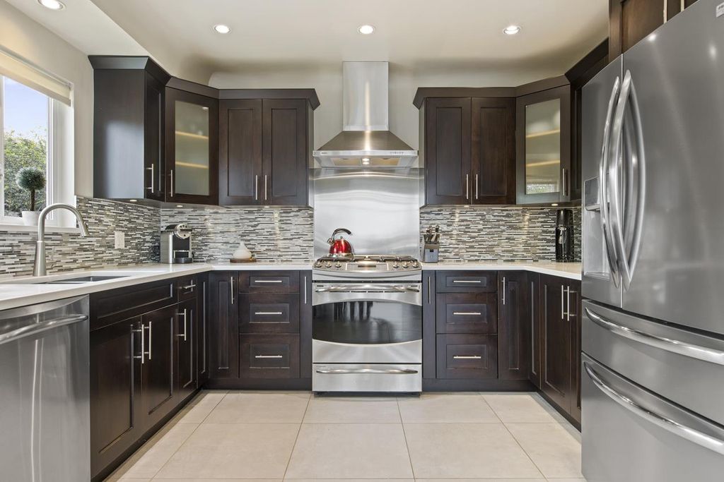 listing image 1103612986869739661