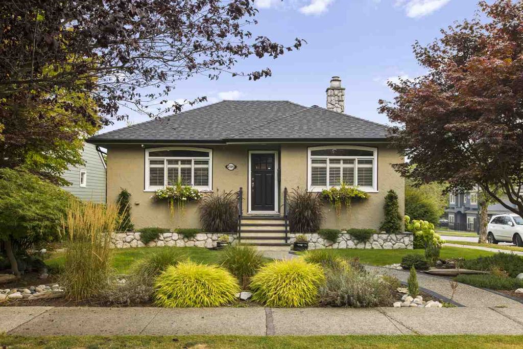 listing image 1104628716017128363