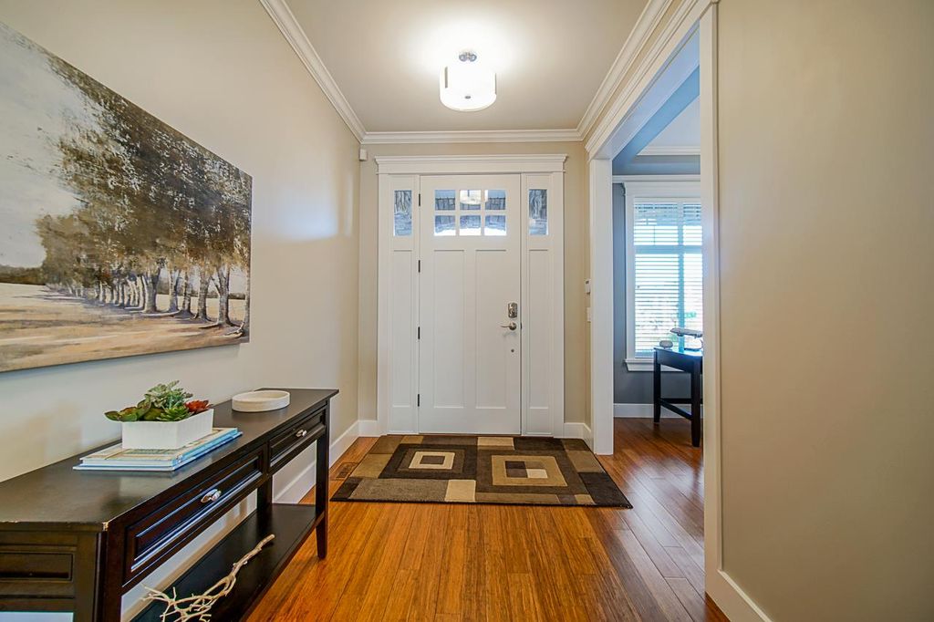 listing image 1100102653787218539