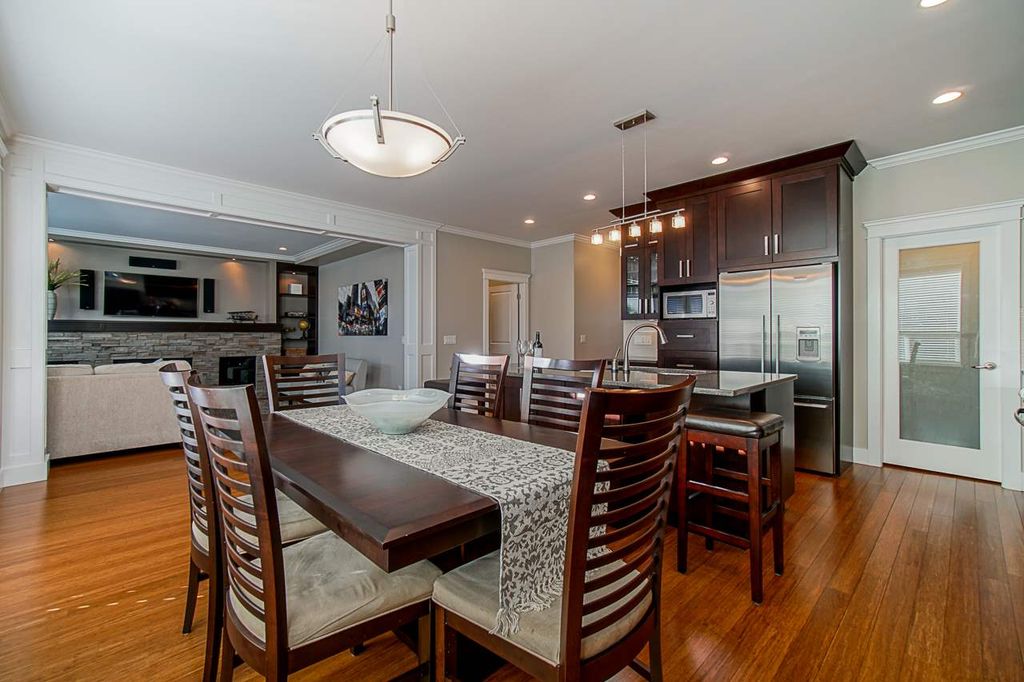 listing image 1102824309158870646